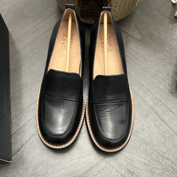 NATURALIZER DARRY LUG SOLE LOAFER (WIDE) - Picture 5 of 14